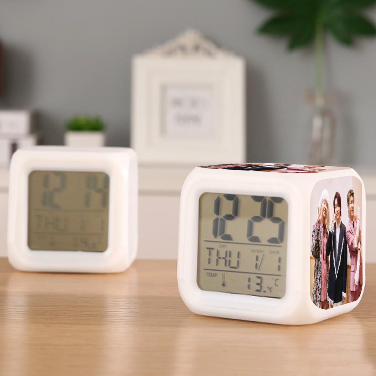 Amazon.co.jp: ミセス グリーン アップル 大森元貴193 目覚まし時計